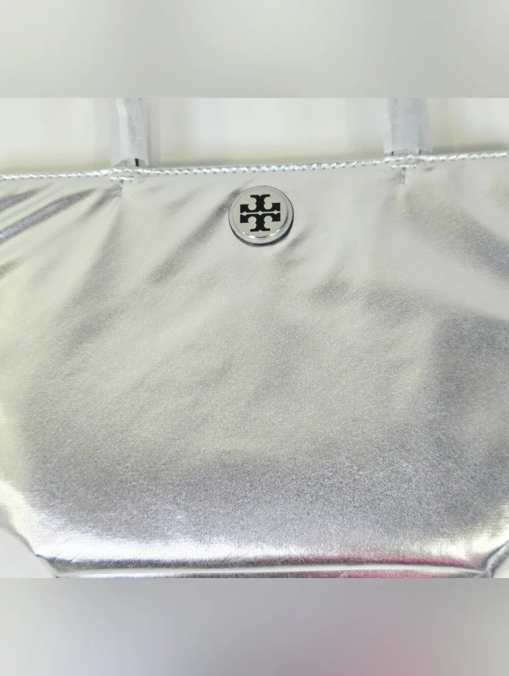 NWT TORY BURCH METALLIC SILVER MINI TOTE BAG WITH STRAP.